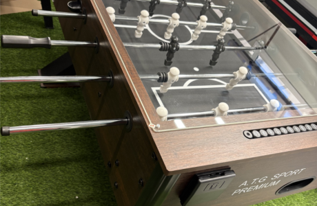 שולחן כדורגל 5 פיט עם כיסוי אקרילי 2,000 שח